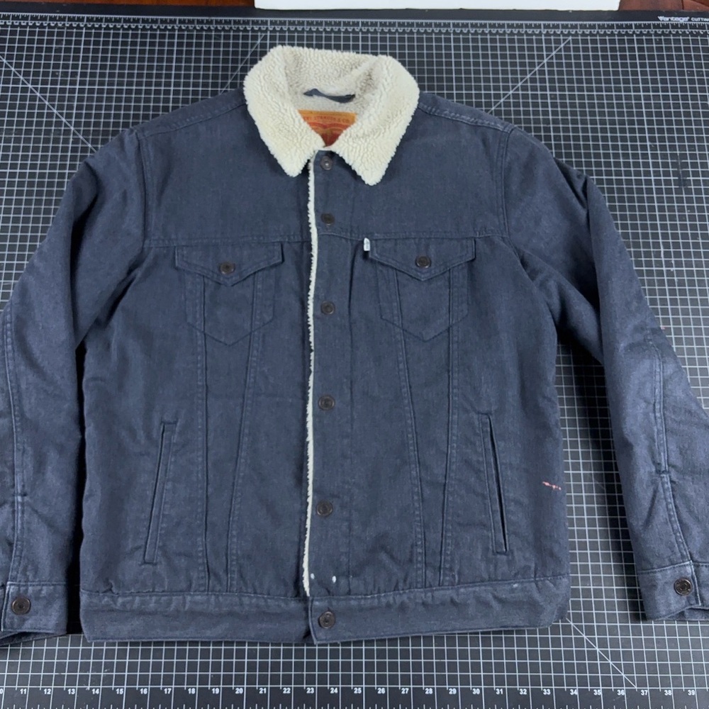 LEVI MENS SHERPA TRUCKER JACKET size large